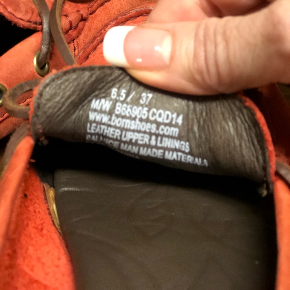 Shoes - Picture 4 of 5